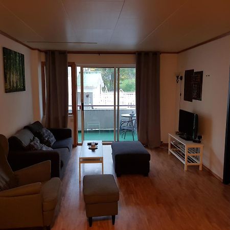 Volda Hostel, Bed And Breakfast As Lauvstad Exterior foto
