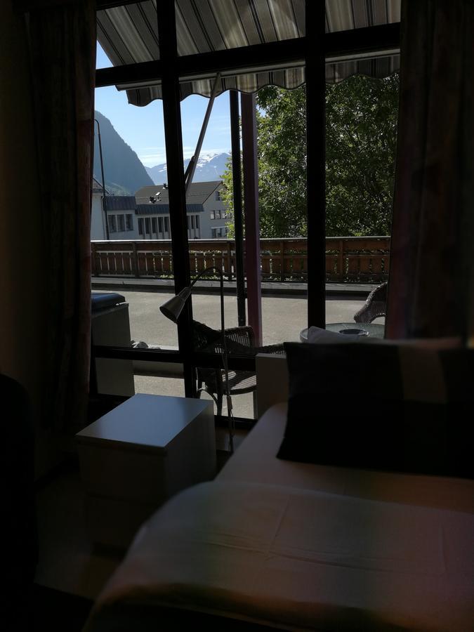 Volda Hostel, Bed And Breakfast As Lauvstad Exterior foto