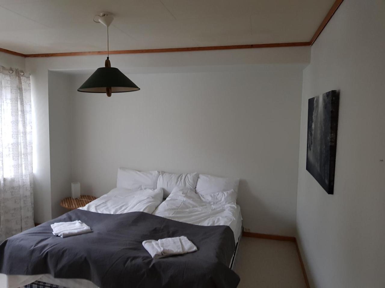Volda Hostel, Bed And Breakfast As Lauvstad Exterior foto